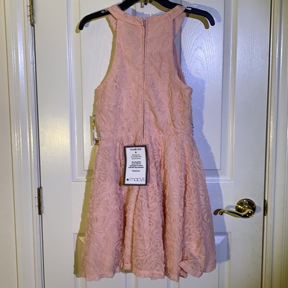 New With Tag - Picture 2 of 3